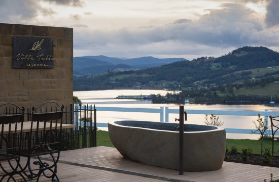 Huon Valley's Ultimate Waterfront Retreat